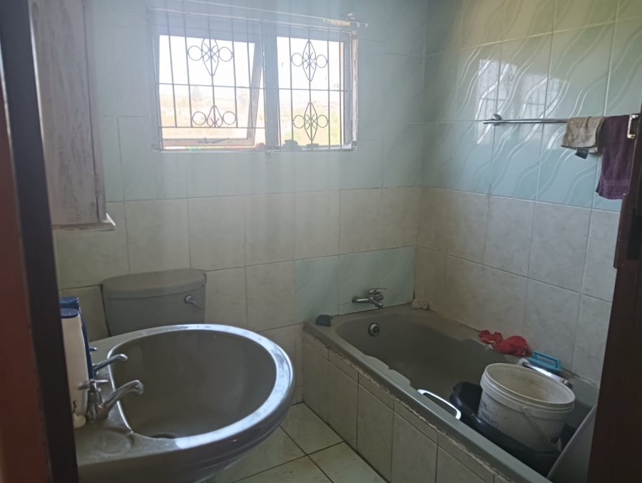 2 Bedroom Property for Sale in Mdantsane Nu 14 Eastern Cape